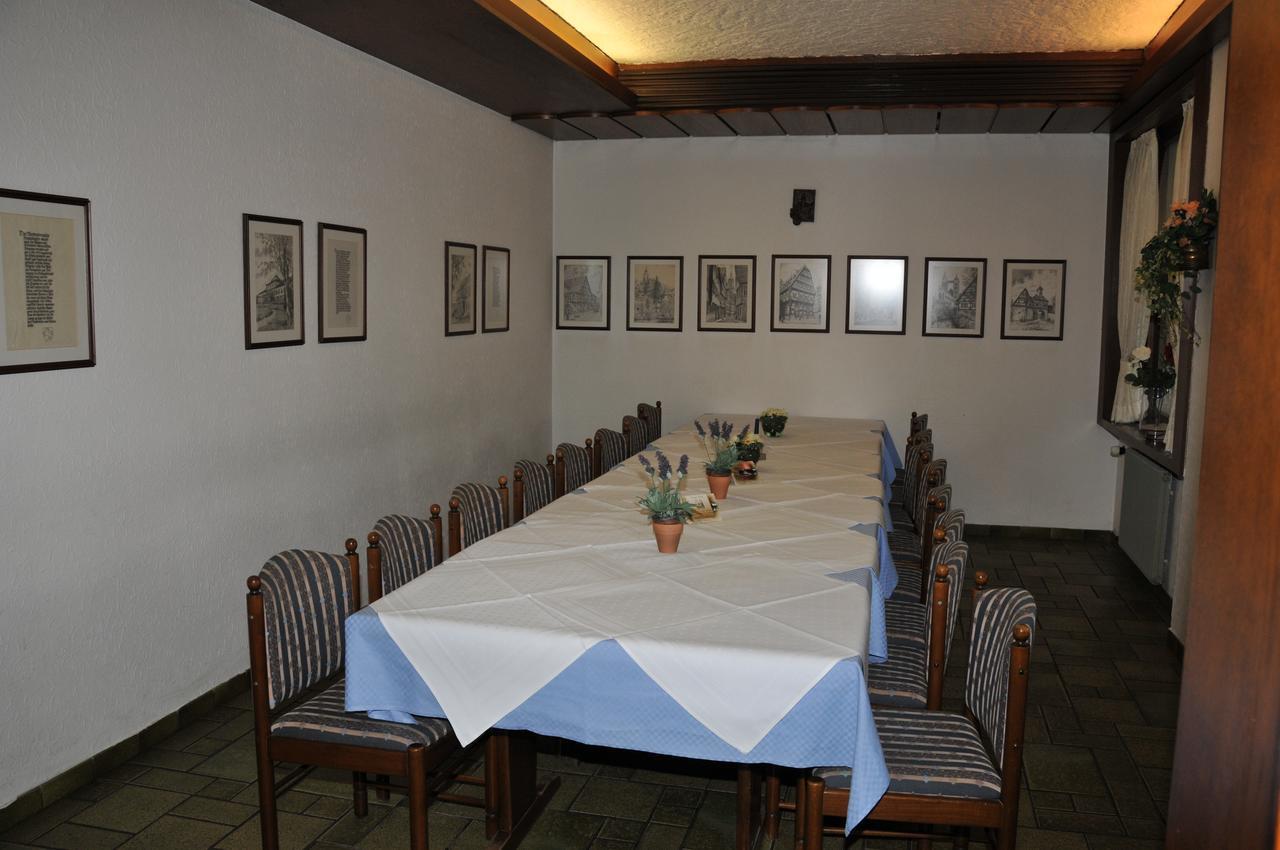 Hotel Gasthof Ratstube Kirchheim unter Teck Esterno foto