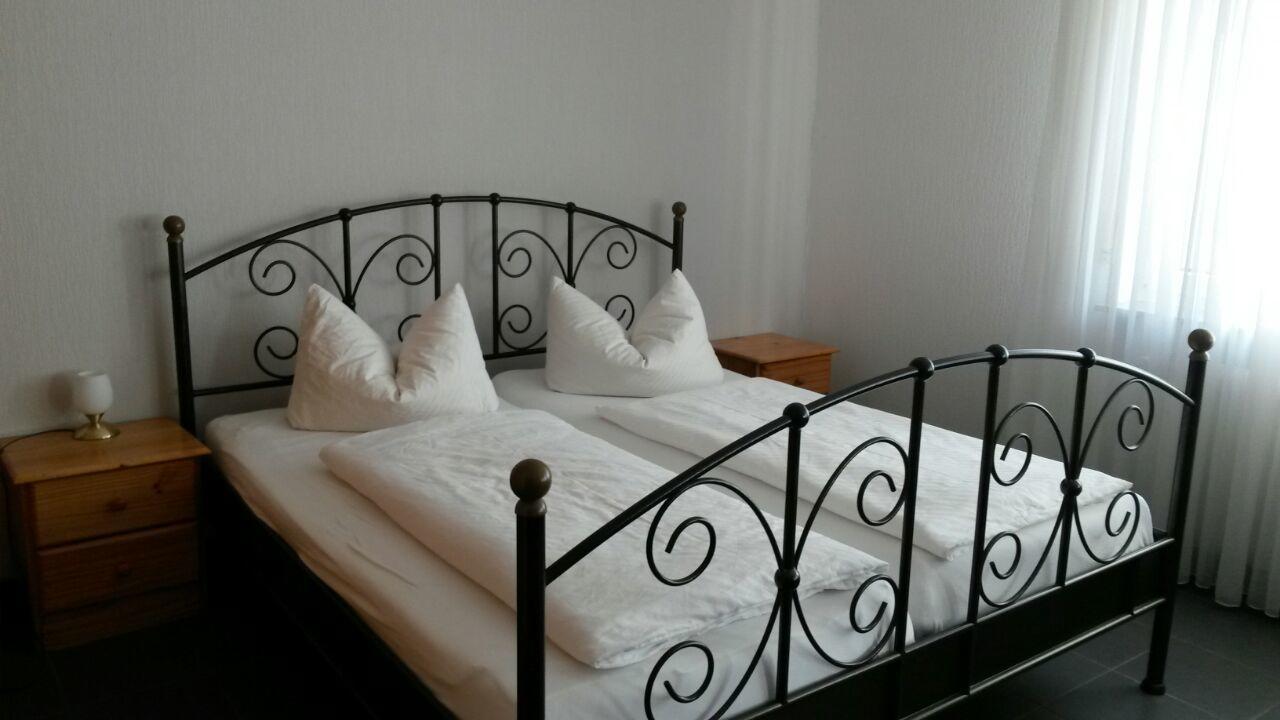 Hotel Gasthof Ratstube Kirchheim unter Teck Esterno foto